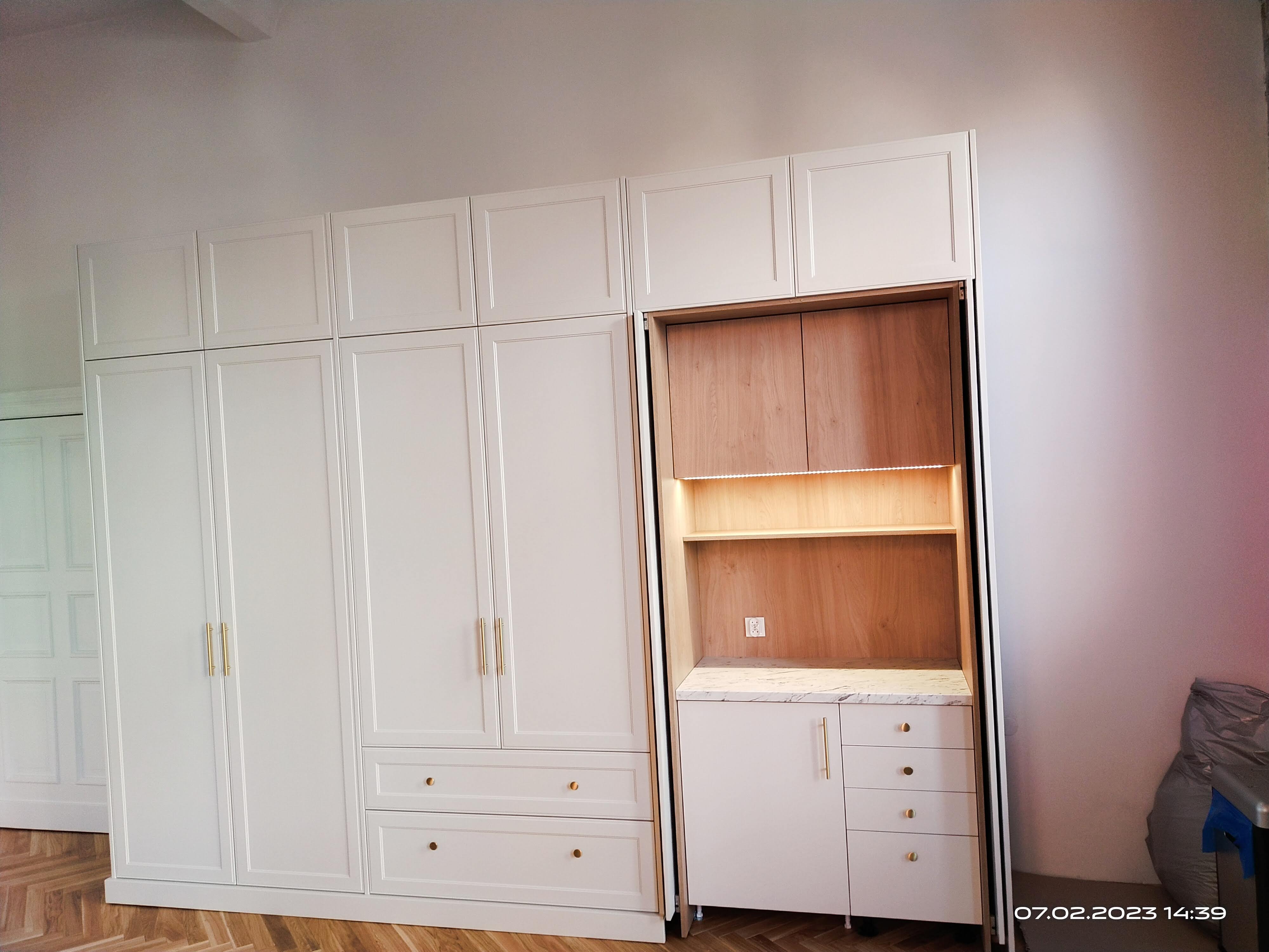 Szafy wnękowe i zabudowy na wymiar